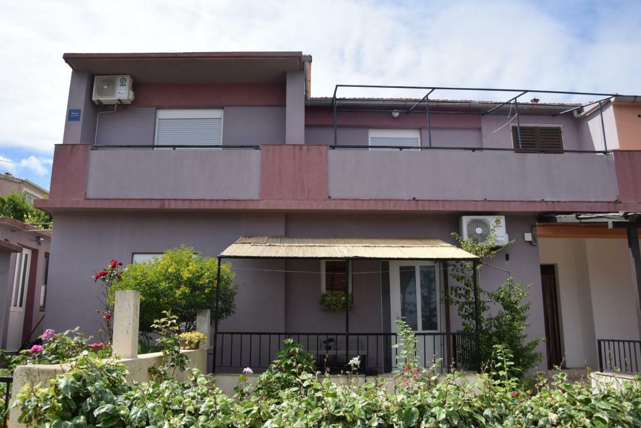 Apartamento Apartman Ana Sali Exterior foto